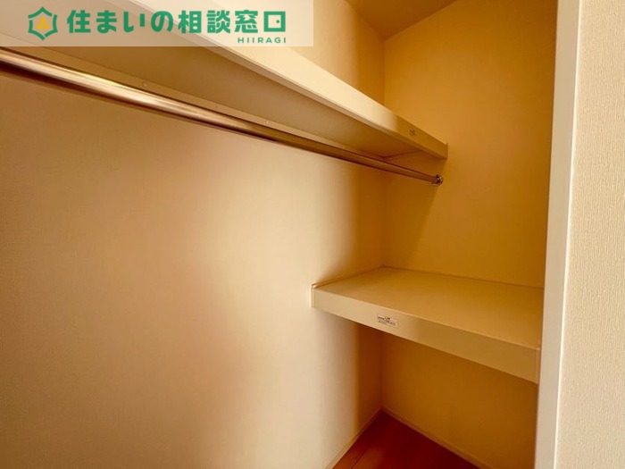 収納　同型