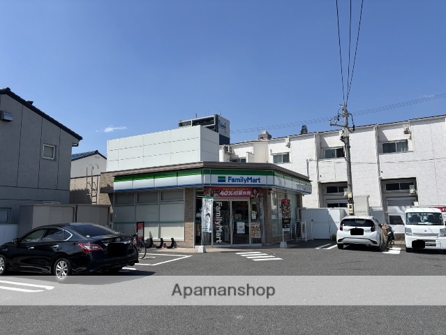 コンビニ　ファミリーマート中村上ノ宮町店（コンビニ）まで581m