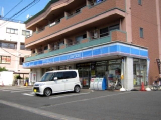 コンビニ　ローソン川口戸塚二丁目店（コンビニ）まで215m