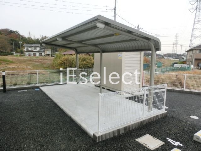 その他共有部分　屋根付の駐輪場です。