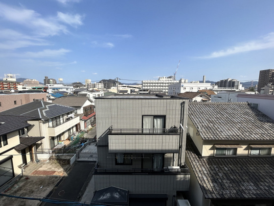 眺望　※掲載写真は同マンション別部屋参考写真となります。現状と相違