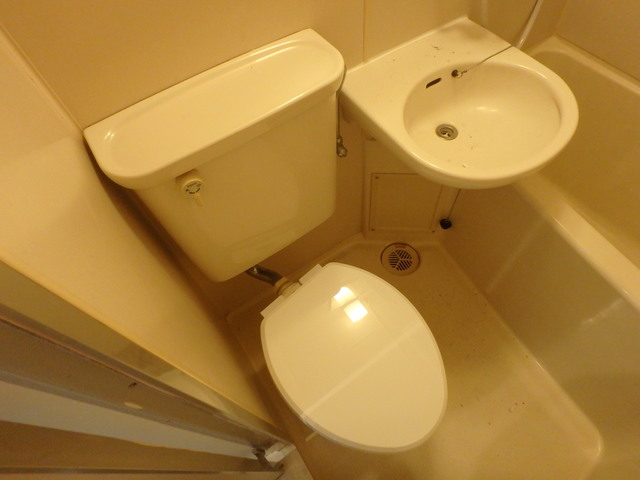 トイレ　別部屋参考写真