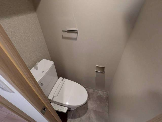 トイレ　別号室の写真です