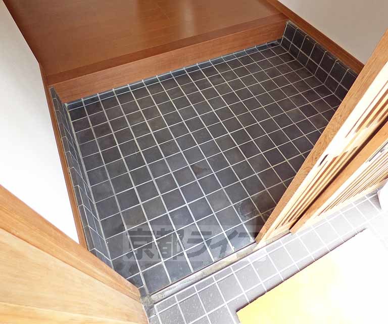 玄関　玄関です。