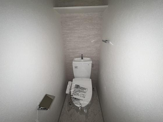 トイレ　※別部屋の写真です