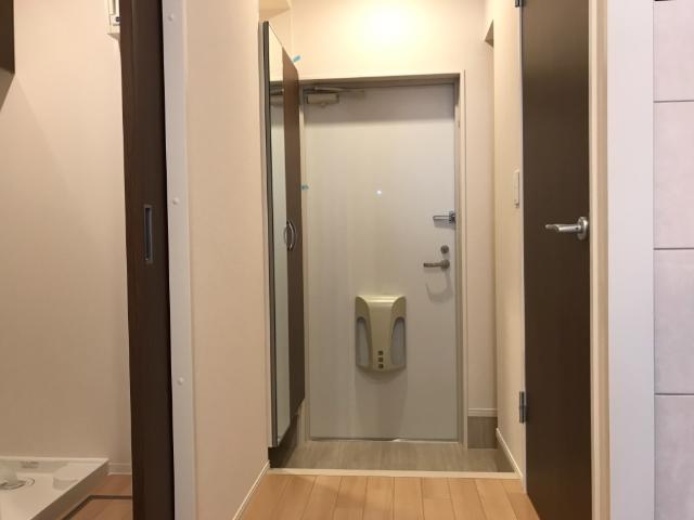 玄関　玄関