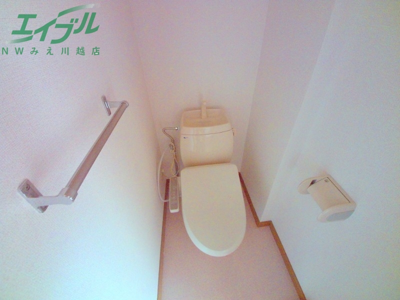 トイレ　同物件別室画像