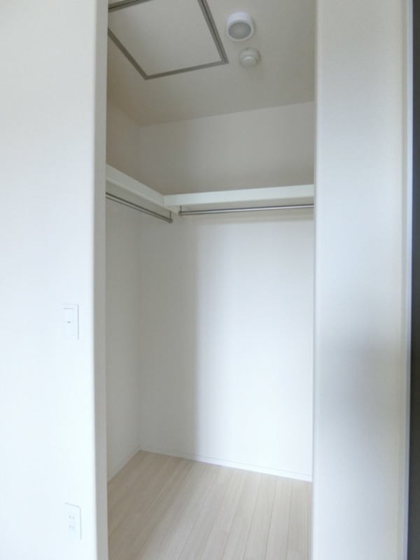 収納　図面と現状に相違がある場合には現状を優先