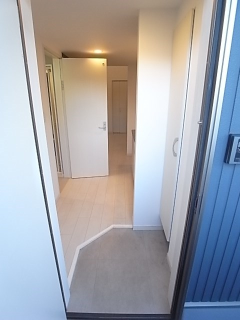 玄関　きれいな玄関です