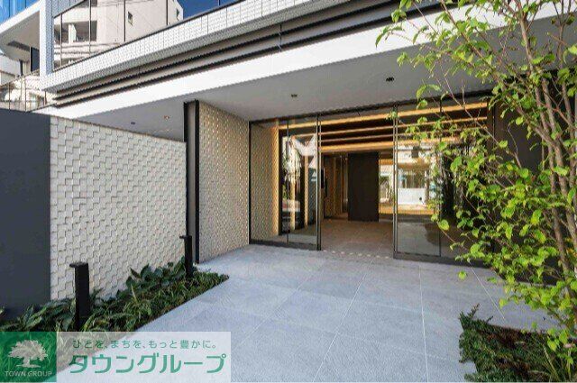 エントランス　エントランス