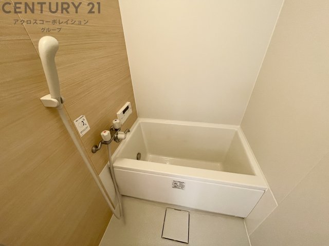 バス・シャワールーム　お手入れのしやすい浴室です