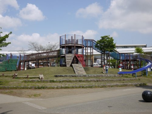 公園　蒔田公園（公園）まで481m