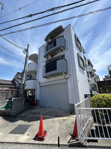 建物外観　外観は落ち着いています