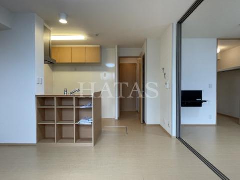 居室・リビング　同物件別部屋です。