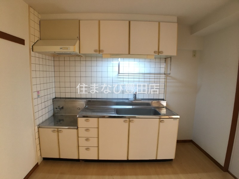 キッチン　同型別部屋写真