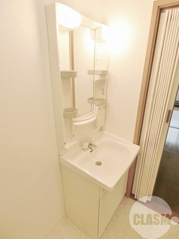 洗面設備　キレイな洗面台です＾＾