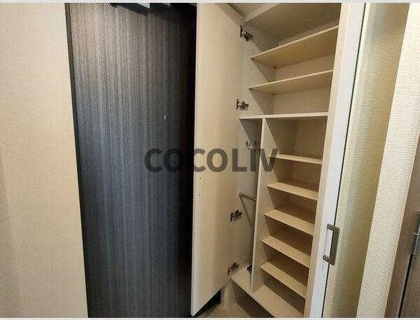 収納　同物件別部屋写真
