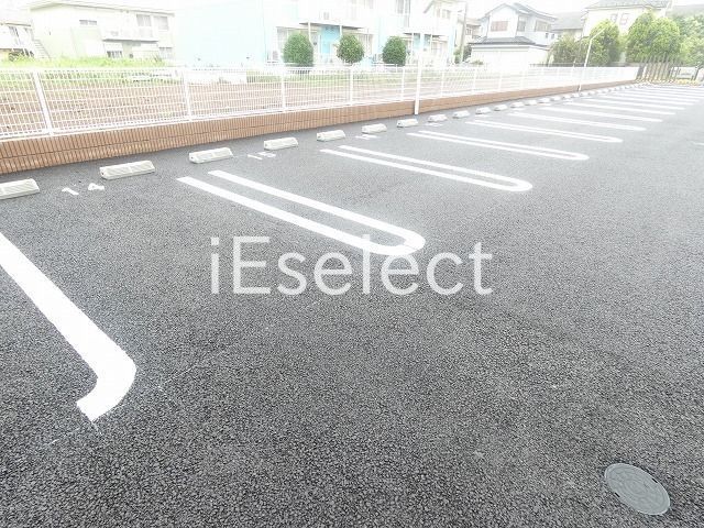 駐車場　敷地内駐車場