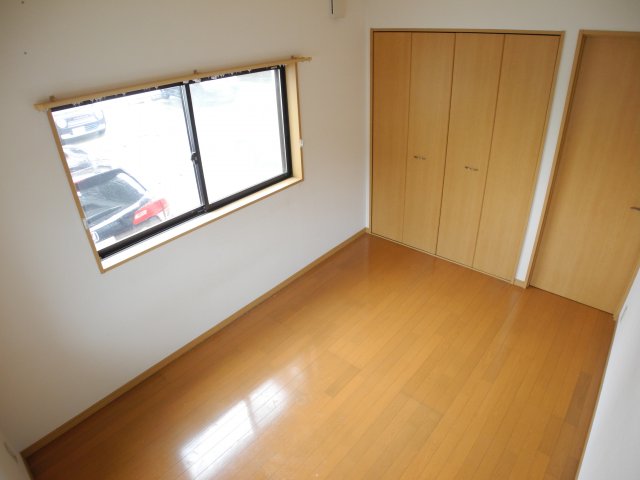 その他部屋・スペース　※類似間取りの1階のお部屋の写真です※