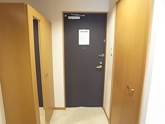 玄関　玄関周りの収納も充実しております＾＾