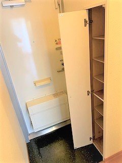 玄関　シューズBOX有り。