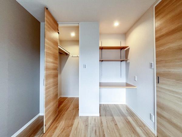 収納　※同物件内の別のお部屋の写真になります