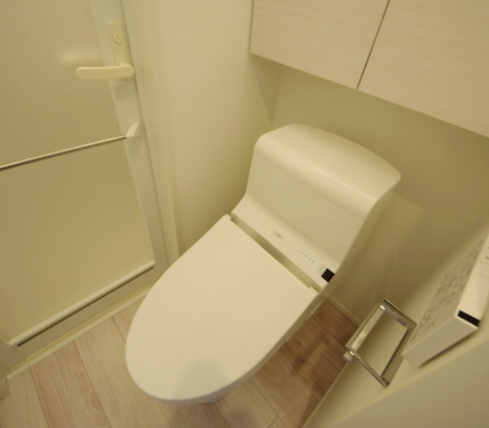 トイレ　※別部屋の参考写真です。
