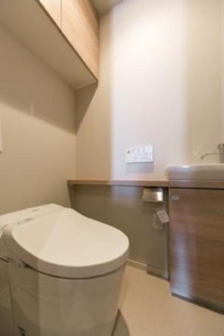 トイレ　別部屋参考画像
