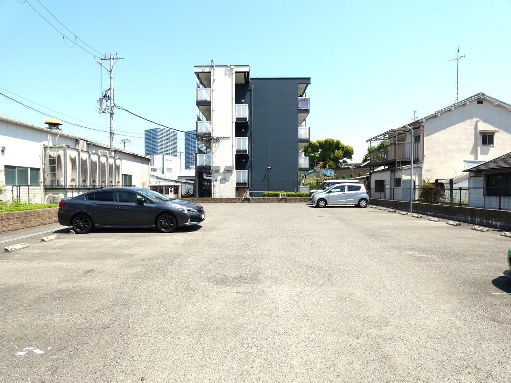 駐車場　敷地内に駐車場を完備です☆（要確認）