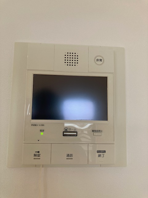 セキュリティ　TVモニターホン（この写真は同タイプのお部屋のものです。）