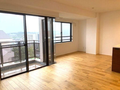 居室・リビング　この写真は同タイプのお部屋のものです。