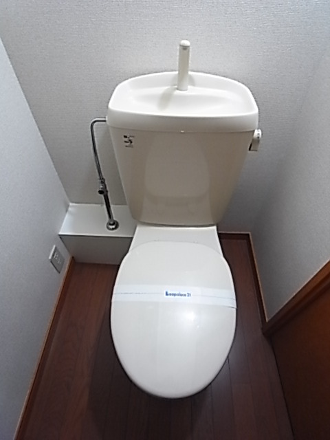 トイレ　温水洗浄便座に変更