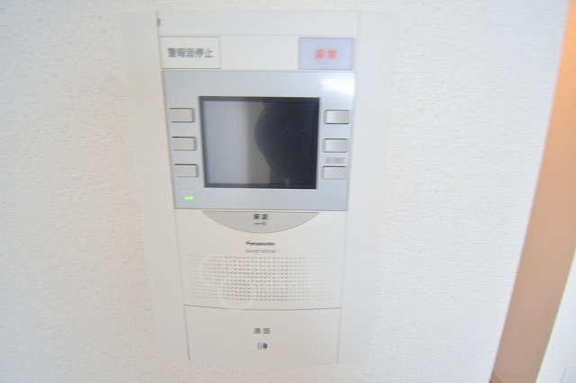 セキュリティ　モニター付きインターホン