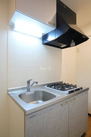 キッチン　《見学予約受付中》設備充実分譲賃貸マンション