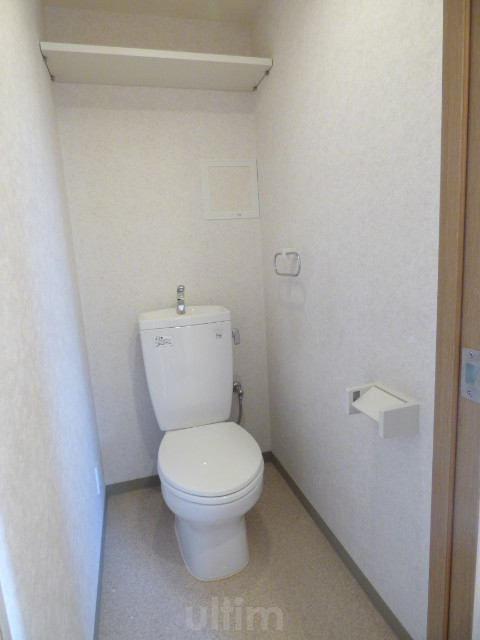 トイレ　※同タイプの他のお部屋です