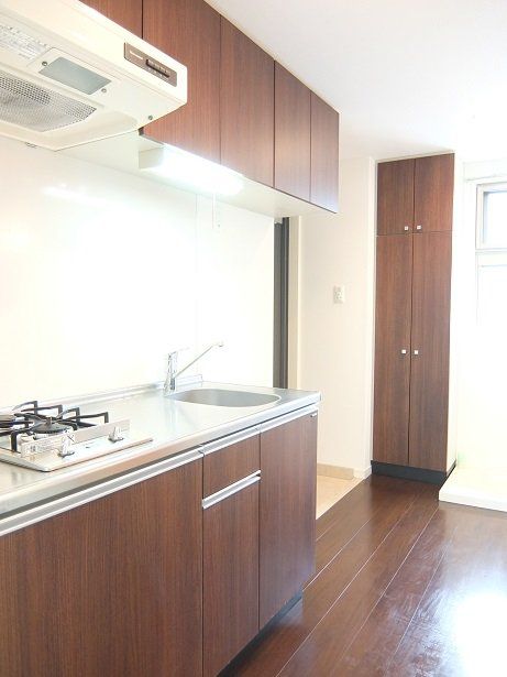 キッチン　※同タイプの別のお部屋です。