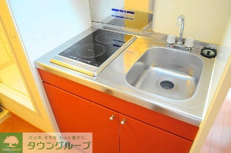 キッチン　同タイプ部屋の写真となり設備等は現況と異なる場合があります。