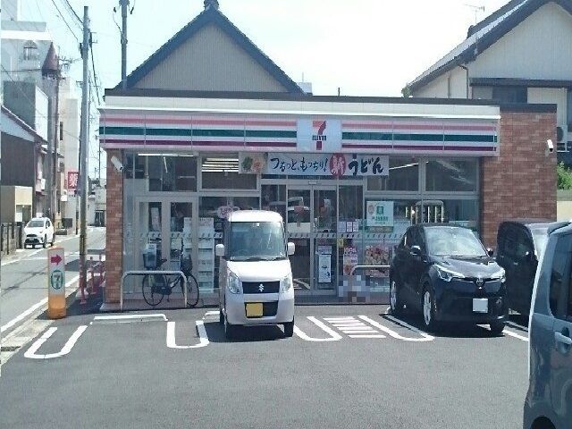 コンビニ　セブンイレブン豊川国府町店様（コンビニ）まで850m