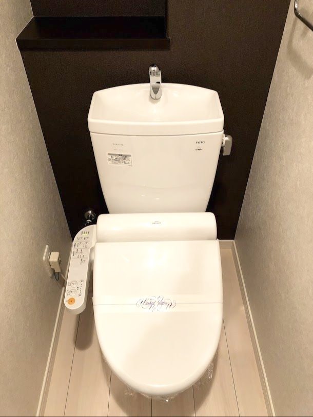 トイレ　別号室類似
