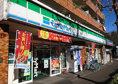 コンビニ　ファミリーマート 新桜台店（コンビニ）まで393m