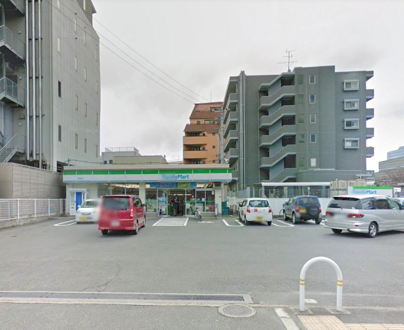 コンビニ　ファミリーマート荒本北店（コンビニ）まで676m