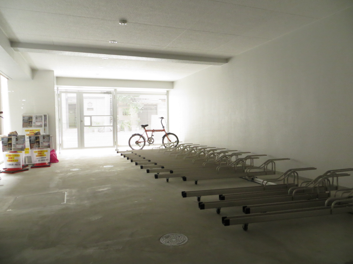 駐車場　駐輪場
