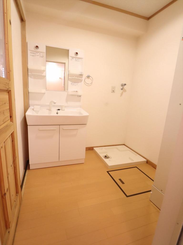 洗面設備　シャンプードレッサー