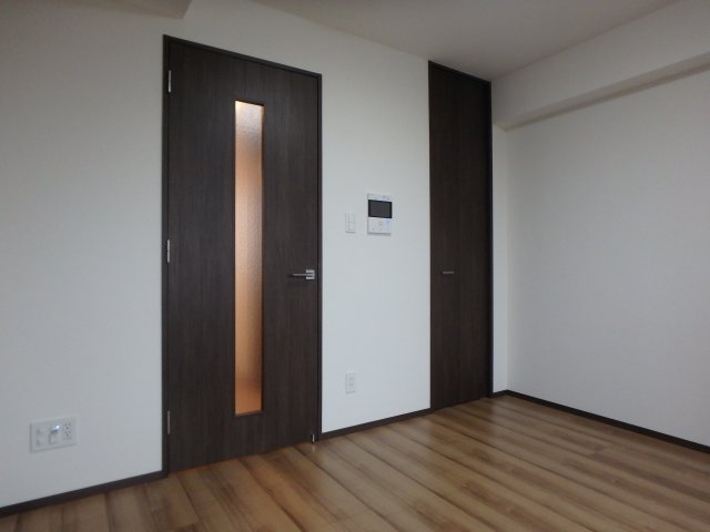 その他部屋・スペース　清潔感のあるフローリングのお部屋です