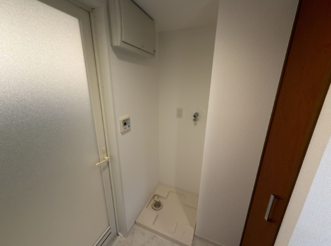 洗面設備　別号室の写真になります。現況優先。