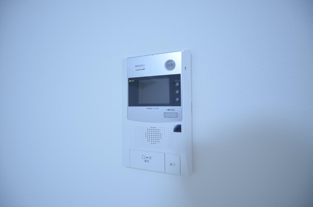 セキュリティ　カメラ付インターホン