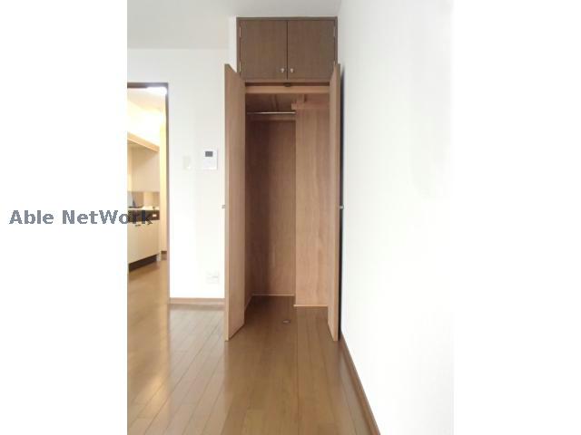収納　※同物件別部屋の写真です。