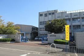 小学校　堺市立深阪小学校（小学校）まで980m