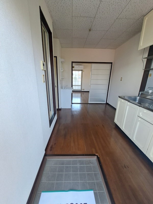 玄関　※別部屋参照