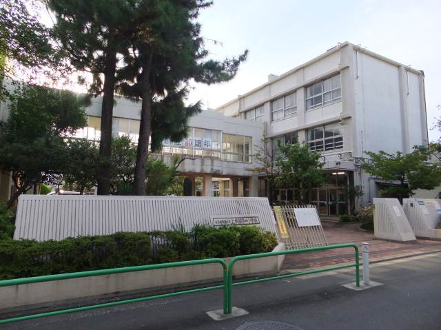 小学校　上板橋第4小学校（小学校）まで480m